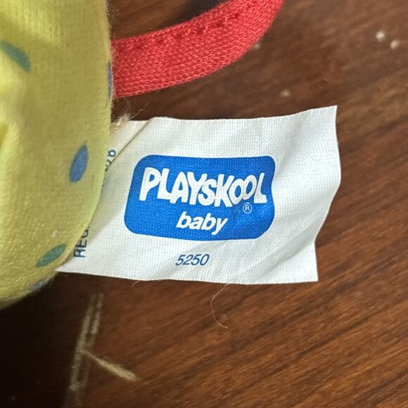 VINTAGE PLAYSKOOL JAMMIE PIES WINKUM PLUSH PET PUPPY DOG NOD SQUEAKER DOLL - Picture 5 of 8